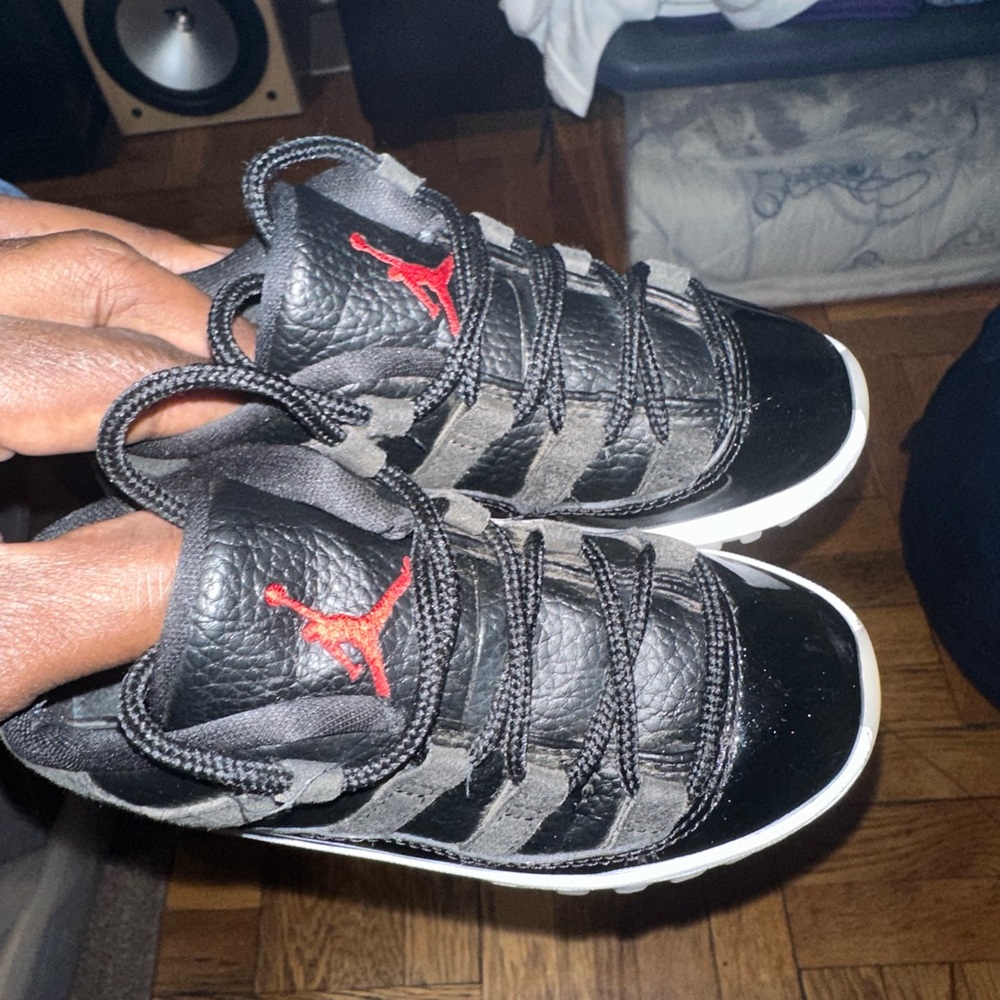 Retro Jordan baron lows for kids